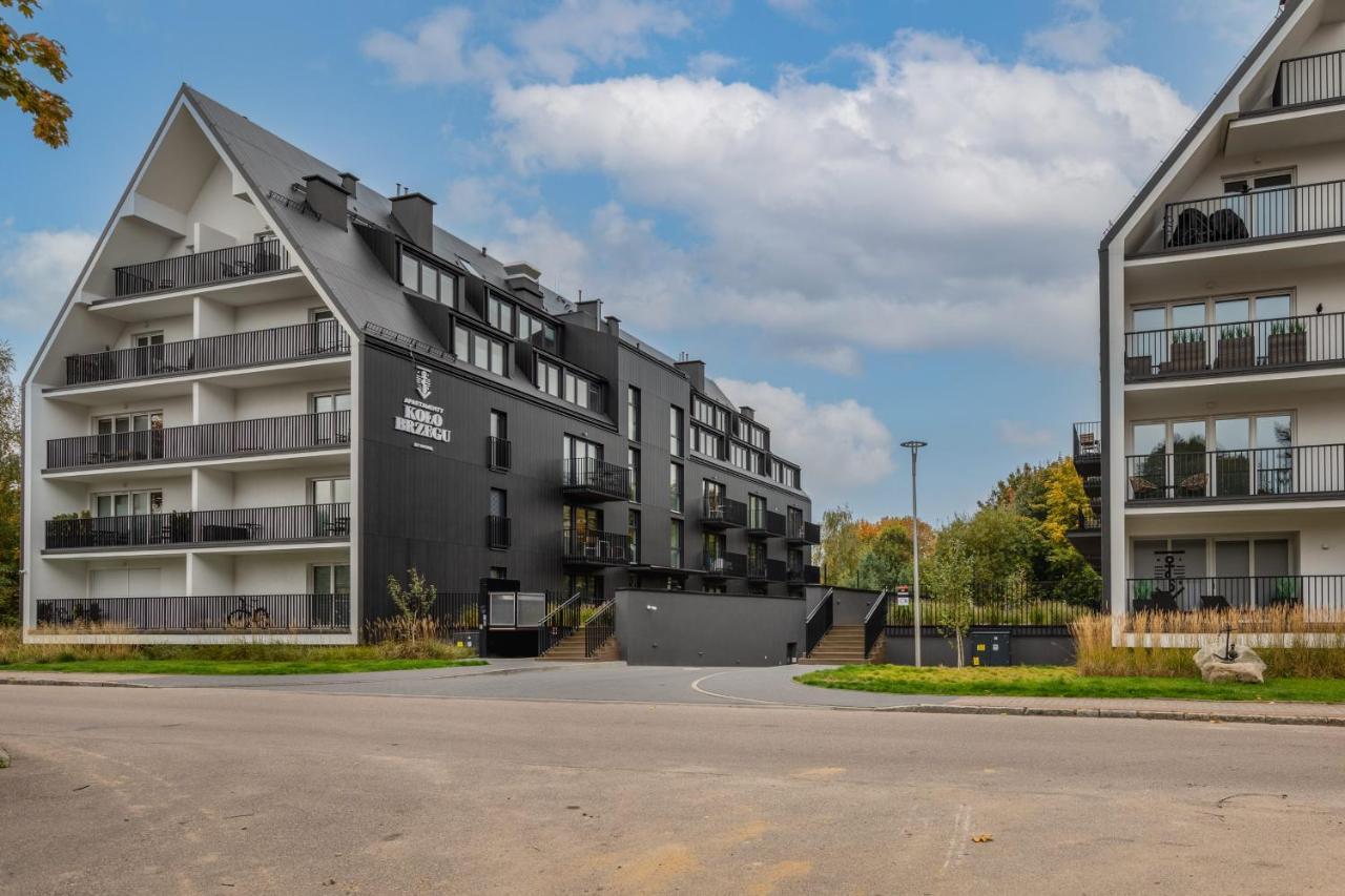 Podczele Seashore Spa & Jacuzzi Apartments With Parking By Noclegi Renters โควอบเซก ภายนอก รูปภาพ